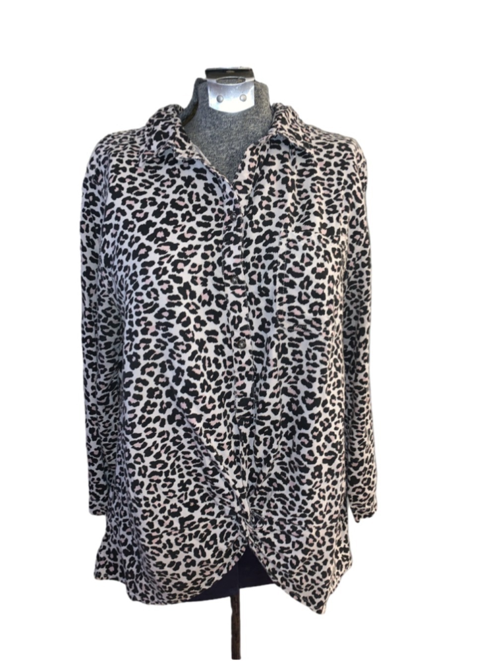 Women's C&C California Button Down Shirt L White Black Leopard Print